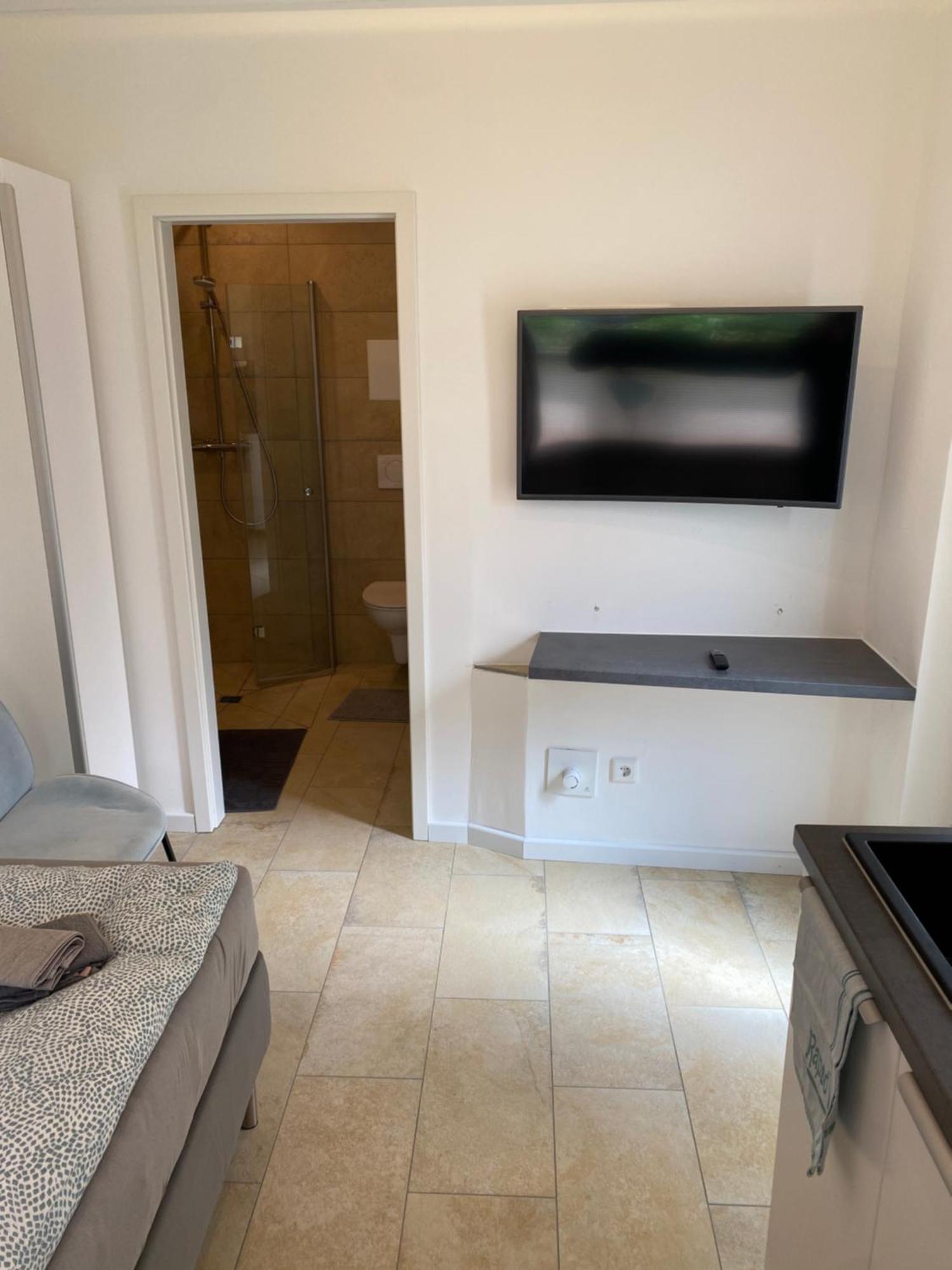 Ferienwohnung Vogelnest Vilshofen W-Lan Kueche 24H Checkin Vilshofen an der Donau Exterior foto